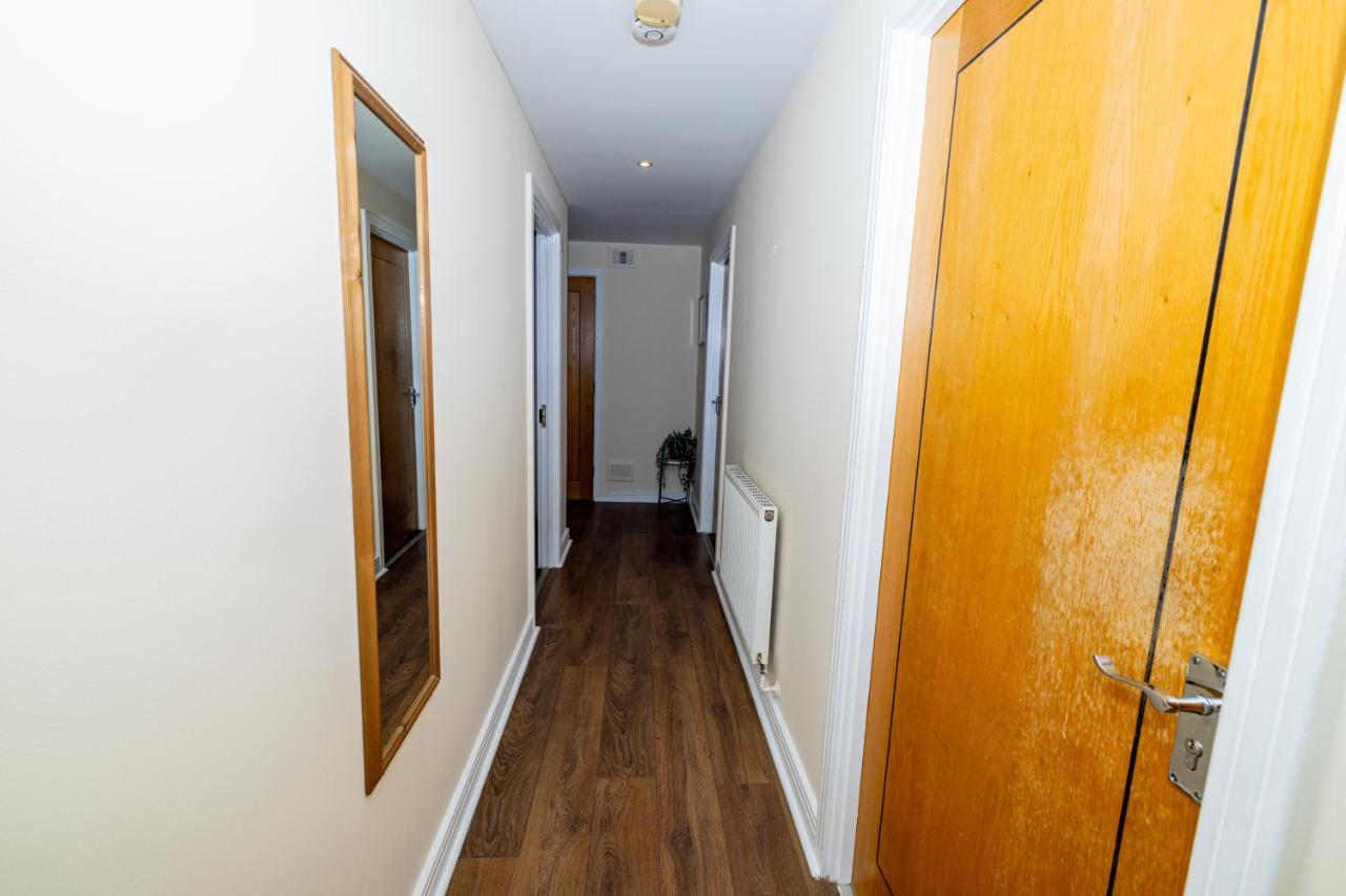 Two Bed Apartment Near Canary Wharf Londýn Exteriér fotografie